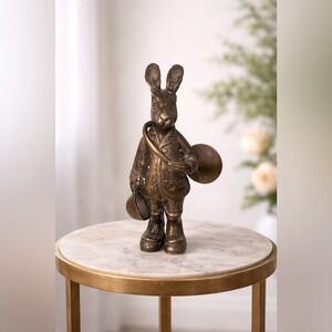 Rare vintage 1920's Bronze Huntsman Hare with hunting horn sculpture